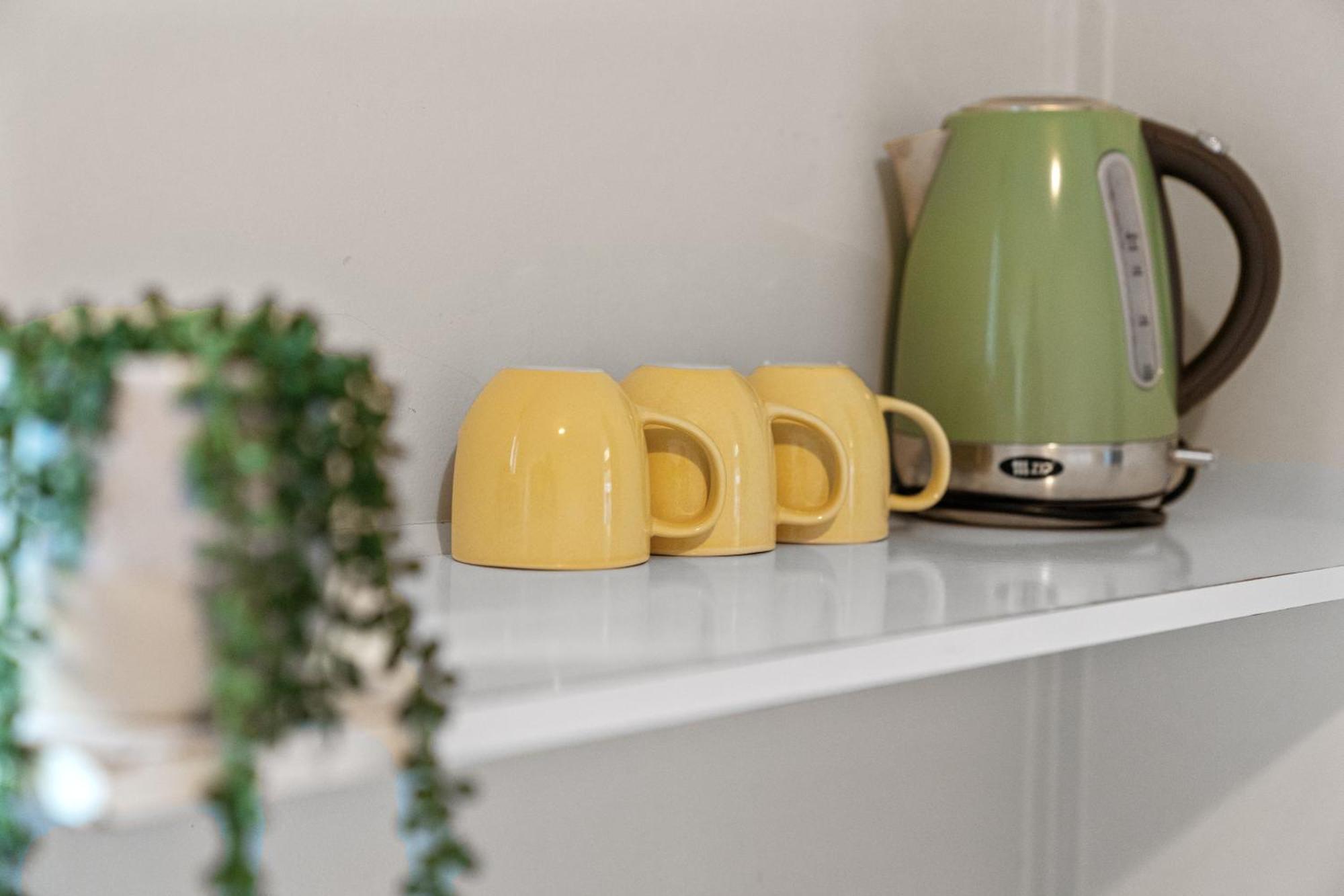 Tasman Holiday Parks ピクトン エクステリア 写真 A kettle